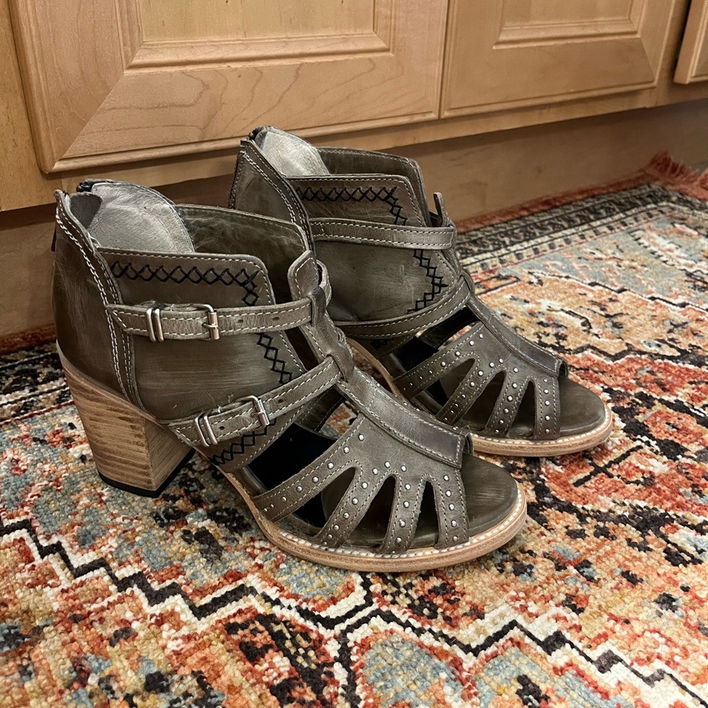 Size 10